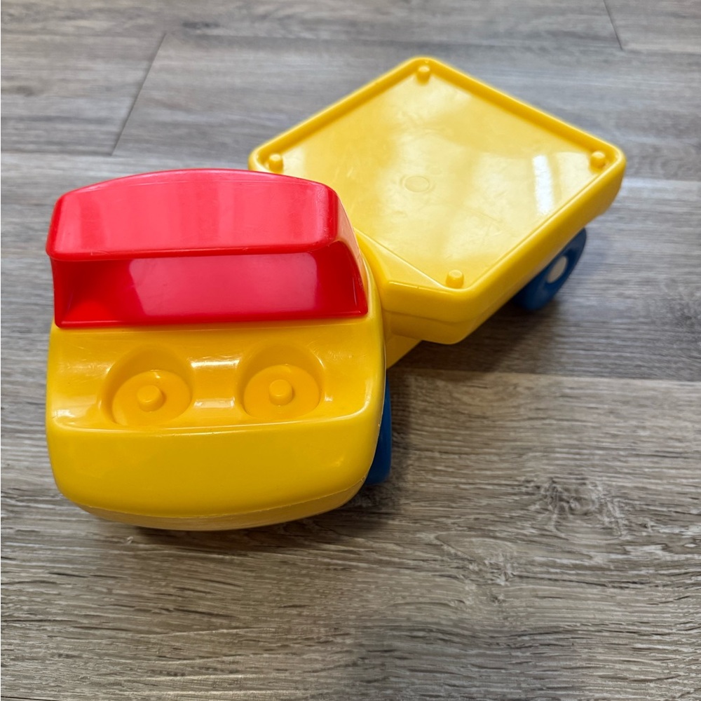Vintage 1985 Little Tikes Flatbed Truck